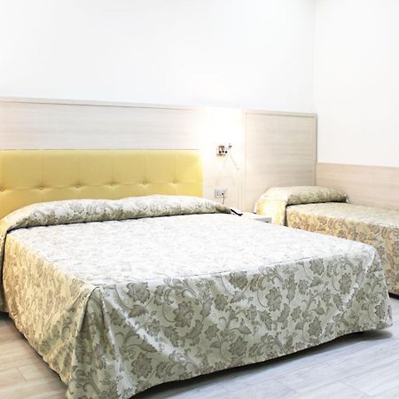 Hotel Metropoli Milano Esterno foto