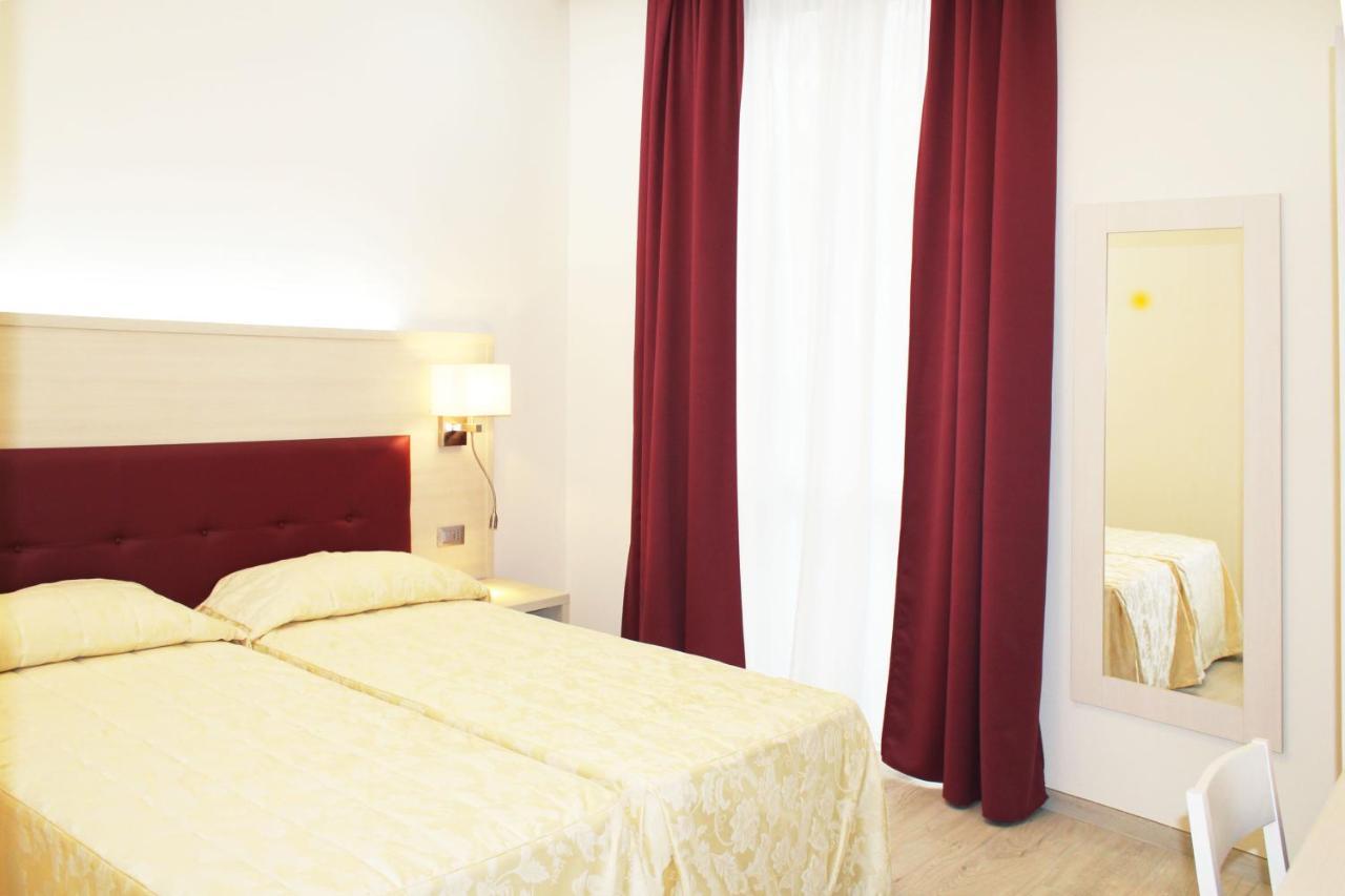 Hotel Metropoli Milano Esterno foto