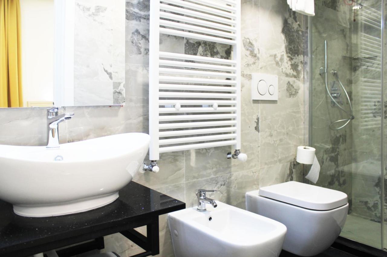 Hotel Metropoli Milano Esterno foto