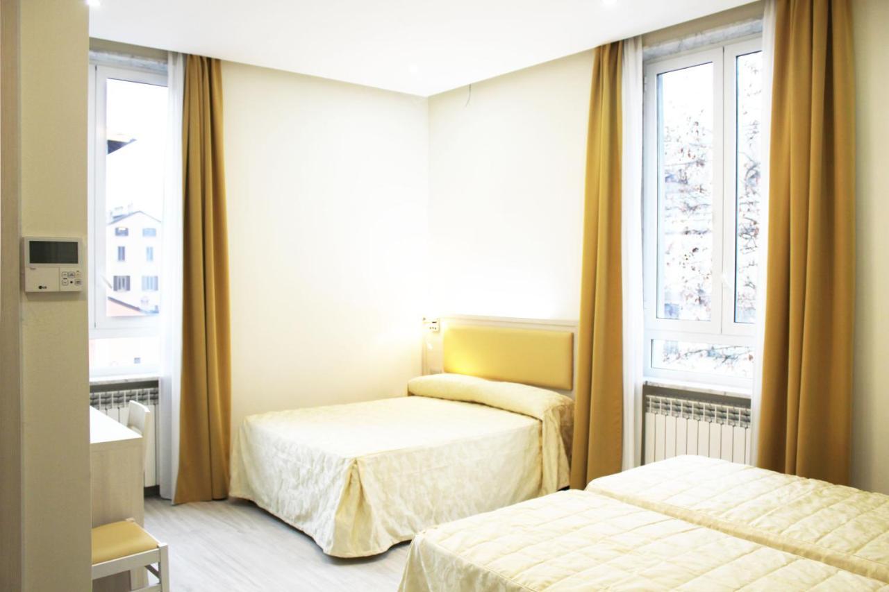 Hotel Metropoli Milano Esterno foto
